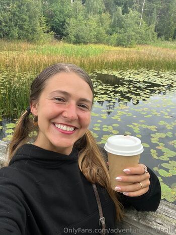 Bell / adventureswithbella / bellaadventure_ nude photo #2