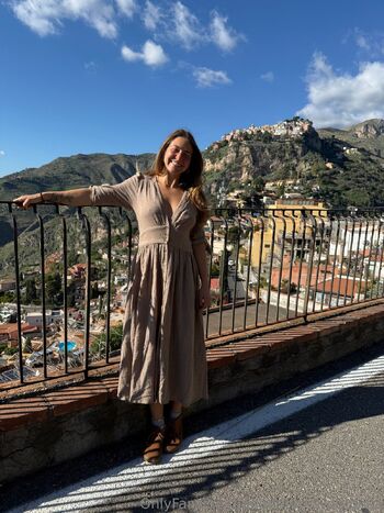 Bell / adventureswithbella / bellaadventure_ nude photo #27