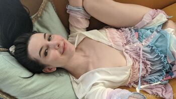 Aellagir / aellagirl nude photo #48