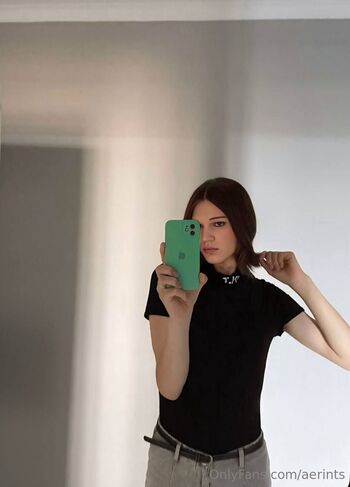 Aeri / aerints nude photo #35