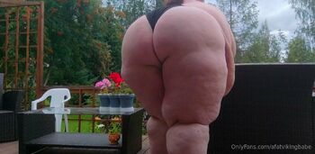 SSBBW Kati aka the queen afatvikingbab / afatvikingbabe nude photo #12