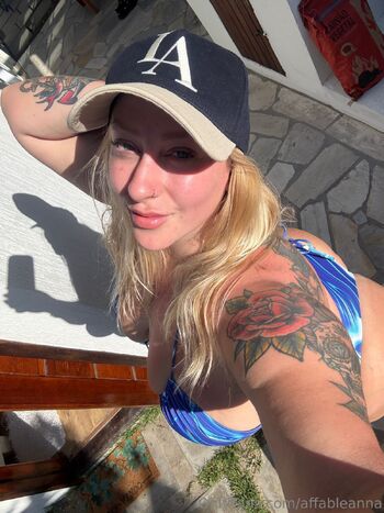 Anna Johnso / affableanna nude photo #15