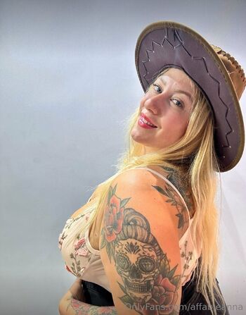 Anna Johnso / affableanna nude photo #22