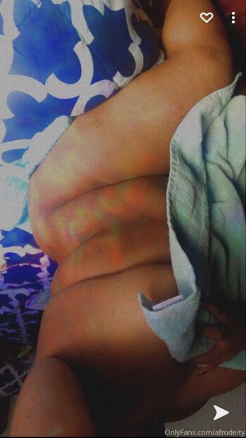 Nami / afrodeity nude photo #35