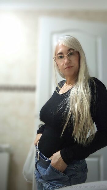 Mechi Fleur / aglasha072 nude photo #26