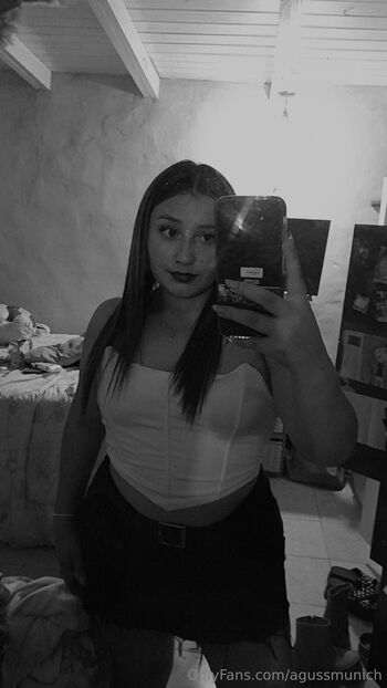 AVAILABLE NOW / agussmunich nude photo #12