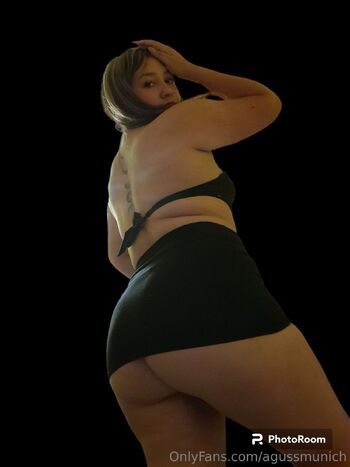 AVAILABLE NOW / agussmunich nude photo #27