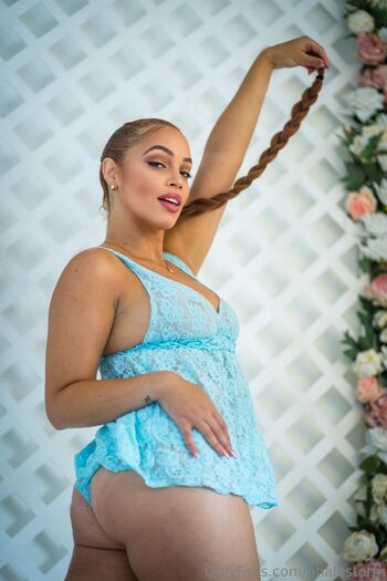 Sexy / ahalestorm nude photo #7