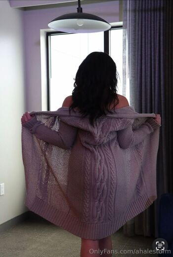 Sexy / ahalestorm nude photo #18