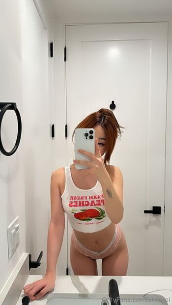 AHRA RE / ahrarei nude photo #11