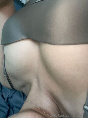 Aika Jo-i / aikajo_in nude photo #2