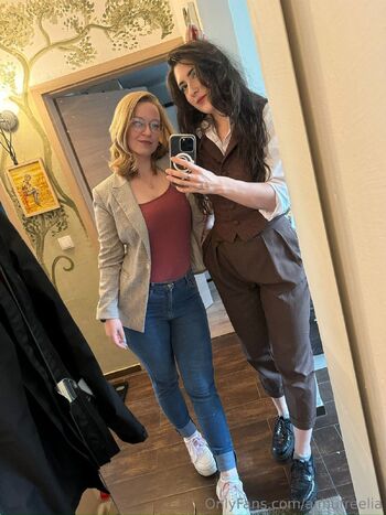 Aimufreeli / aimufreelia nude photo #5