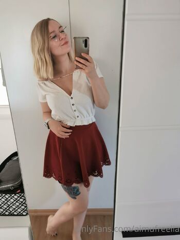 Aimufreeli / aimufreelia nude photo #33