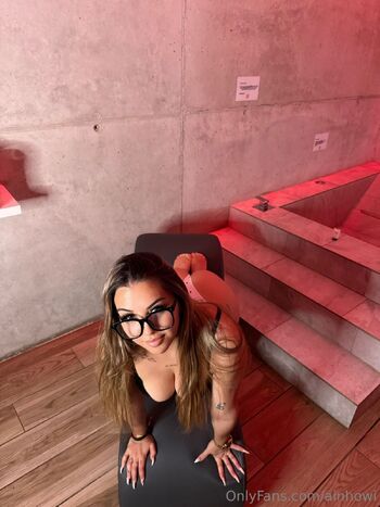 Ainhow / ainhowi nude photo #13