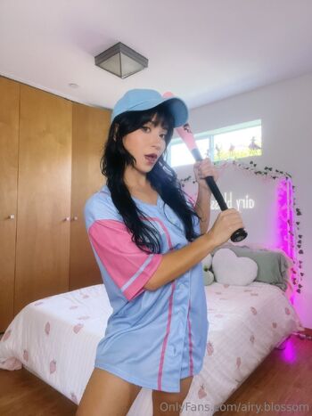 airy blossom / airy.blossom nude photo #2