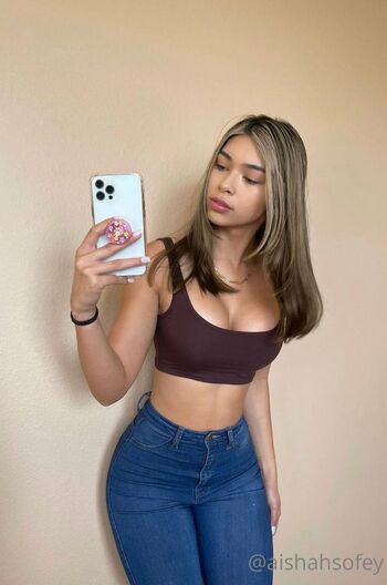 Aishah Sofe / aishahsofey nude photo #3