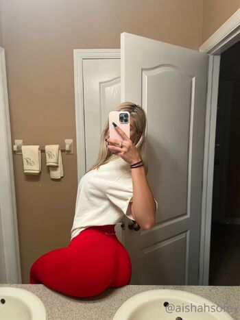 Aishah Sofe / aishahsofey nude photo #24