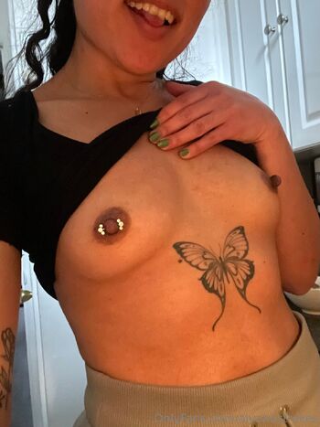 Aiyan / aiyanastrokes nude photo #20