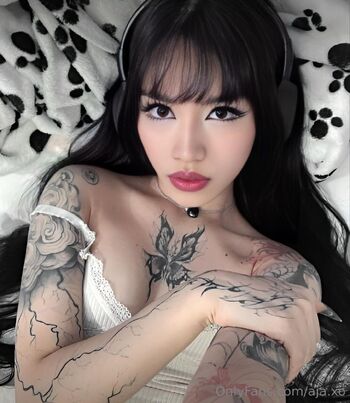 Aj / aja.xo nude photo #10