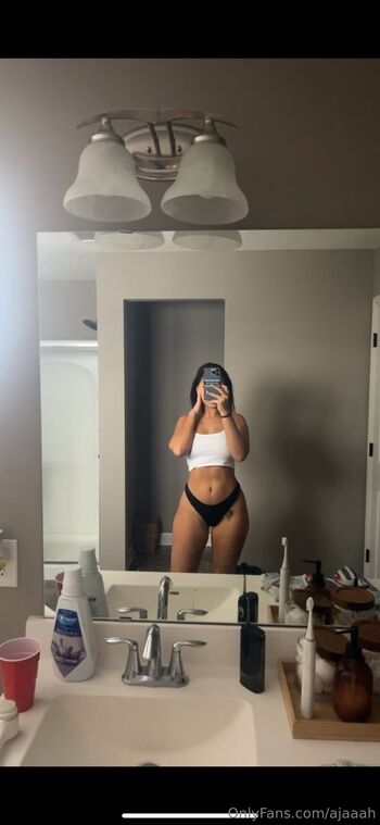 Lightskin Barbie / ajaaah nude photo #4