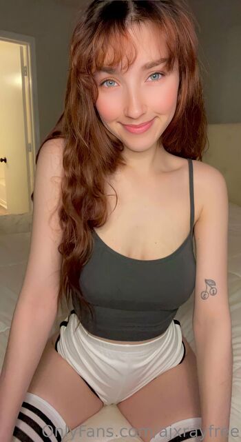 Ali / ajxrayfree nude photo #36