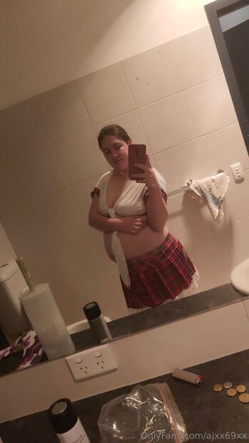 Bamb / ajxx69xx / bamni2038 nude photo #2