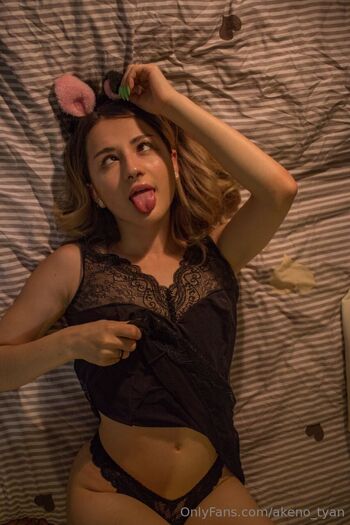 Aken / akeno_tyan nude photo #26