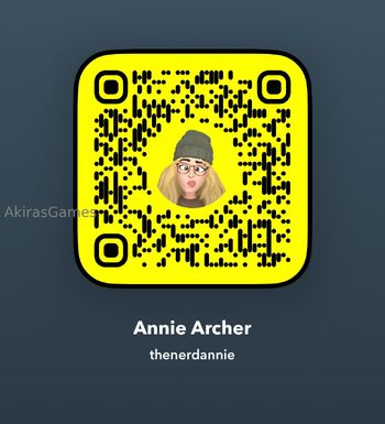 Annie Arche / akirasfreepage / akirasgames0 / spookstheblonde nude photo #2