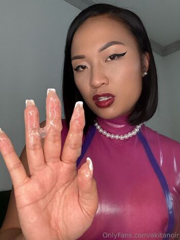 Lady Akita / akitanoire nude photo #10