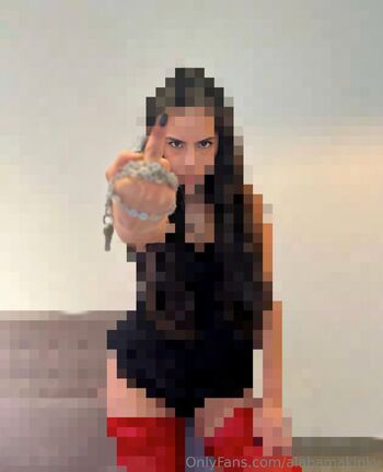 Mistress Alabama / alabamakinky nude photo #1