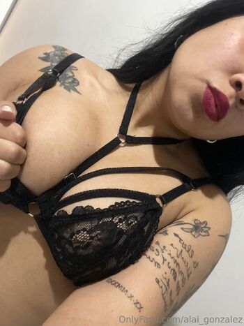 𝓝𝓮𝓰𝓻𝓲𝓽𝓪 𝓢𝓮𝔁𝔁 / alai_gonzalez nude photo #4