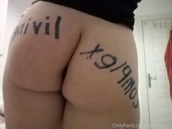 OnlyFans / alakazeen nude photo #17