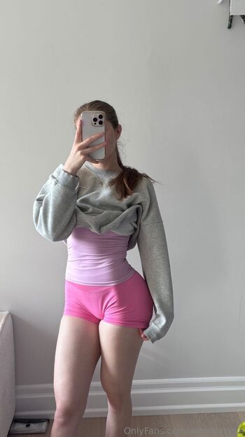 Alanna Sky / alannaskyye / alannalaliberte / allyskye nude photo #23