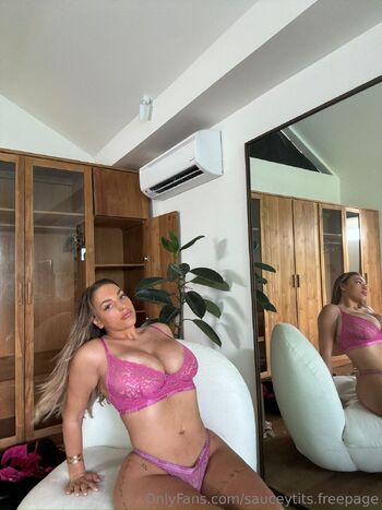 Alannas OFT / alannasworldoftv nude photo #5