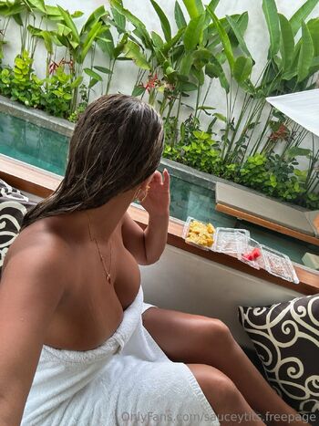 Alannas OFT / alannasworldoftv nude photo #8