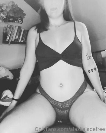 alaska / alaskajadefree / alaskajade666 / alaskajx nude photo #12