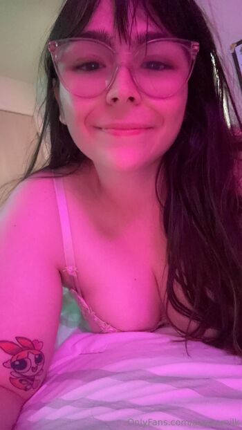 Ann / alaskamilk nude photo #4