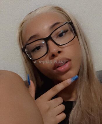 alayjhas_plane / alayjhasworld / alayjhas_planet nude photo #13
