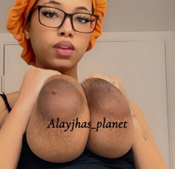 alayjhas_plane / alayjhasworld / alayjhas_planet nude photo #24