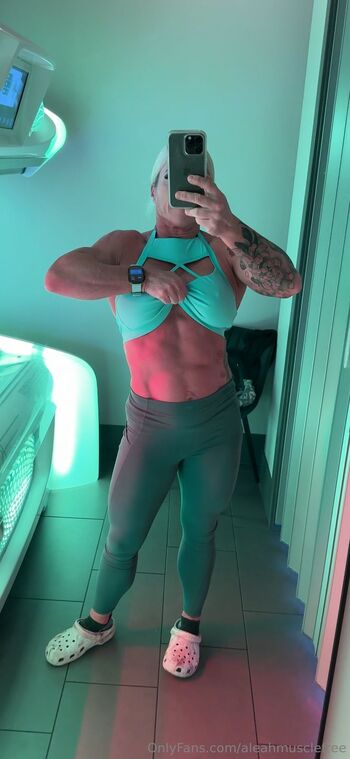 Alea / aleahmusclefree nude photo #4