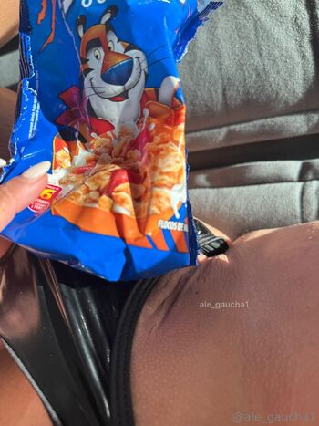 Al / alegaucha nude photo #2