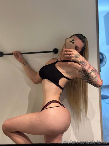 Alejandra Foxxx / aleja.fox nude photo #6