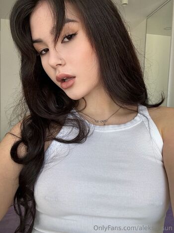 Alexa / aleksa_sun nude photo #5