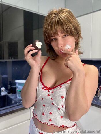 Aleks / alekssecret nude photo #41
