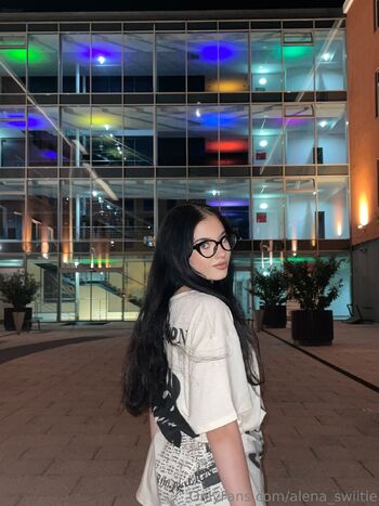 Alena_swiiti / alena_swiitie nude photo #14