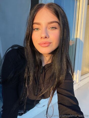 Alena_swiiti / alena_swiitie nude photo #17