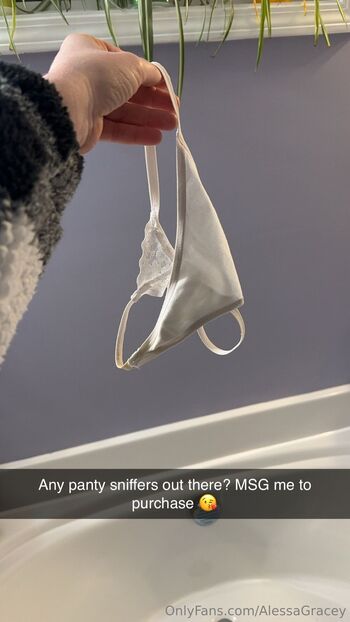 AlessaGrace / alessagracey nude photo #19