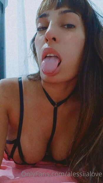 𝑨𝑳𝑬𝑺𝑰𝑨 / alessiialove nude photo #25