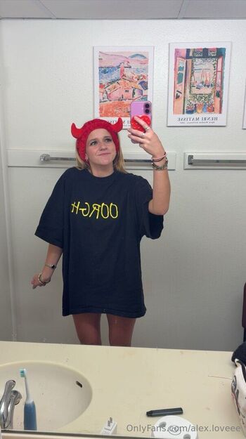 Alex.Lov / alex.loveee nude photo #5