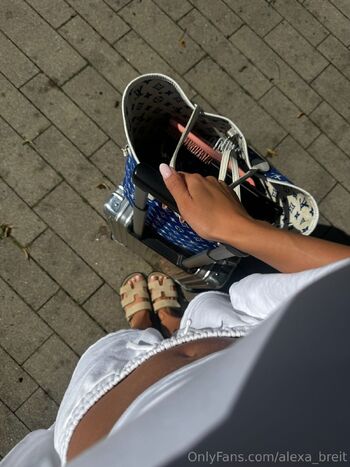Alex / alexa_breit nude photo #41